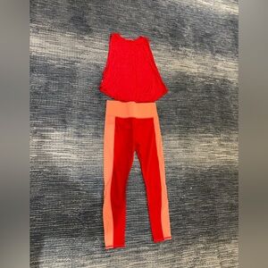 Red and Coral Two-Tone Active Set - Tank & Leggings